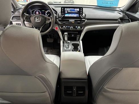 Used 2018 Honda Accord EX image 27