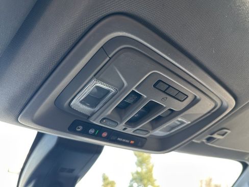 Used 2020 GMC Sierra 3500 Denali w/ Denali Ultimate Package image 28