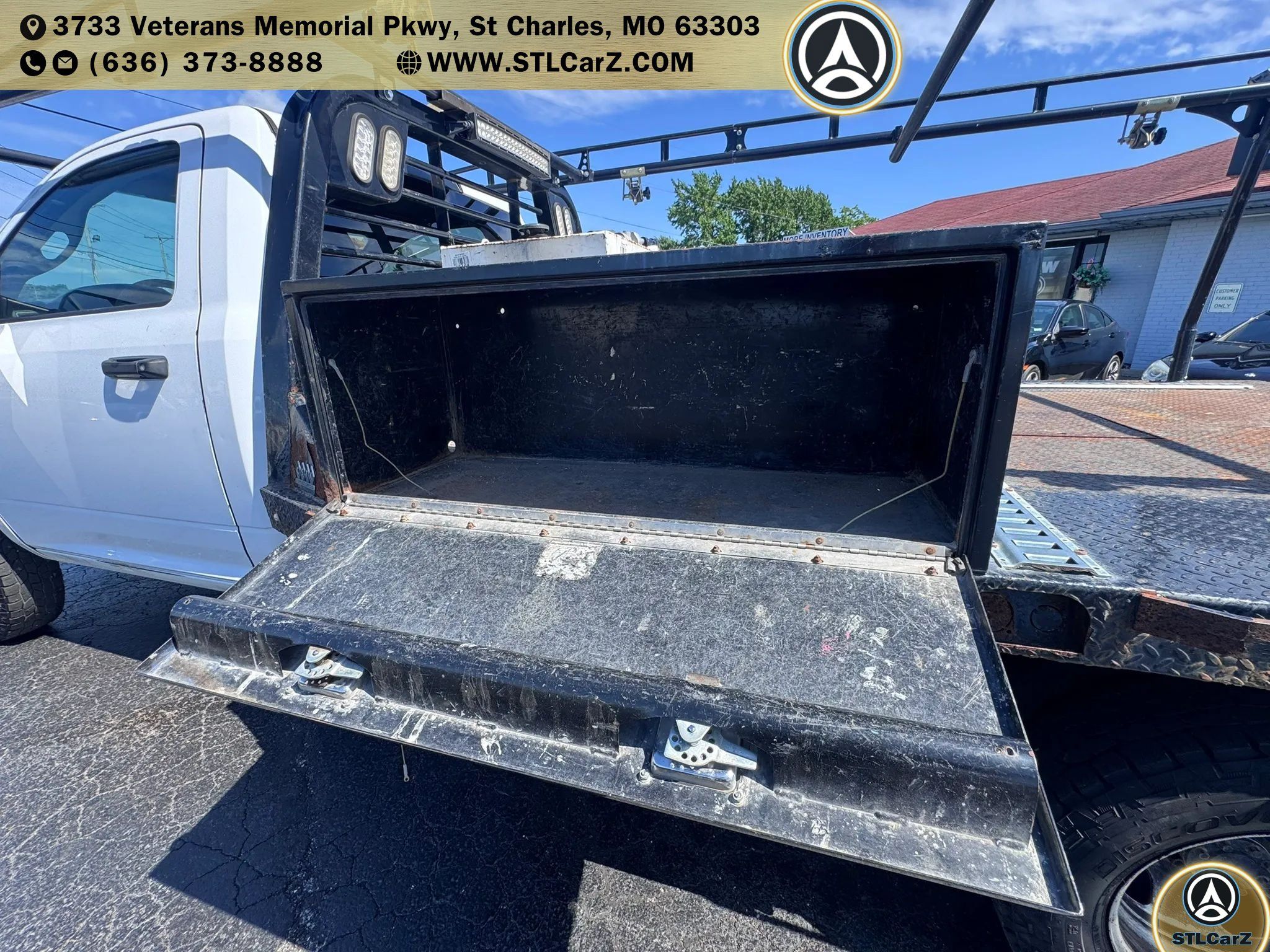 Used 2018 RAM 3500 Tradesman w/ Power & Remote Entry Group RWD image 11