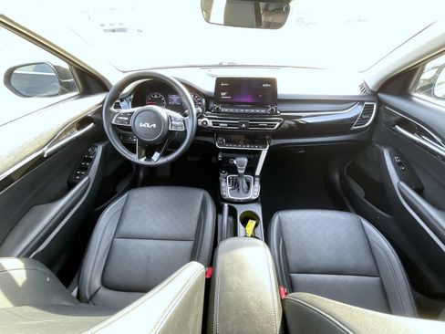 Used 2022 Kia Seltos EX AWD/4WD image 17