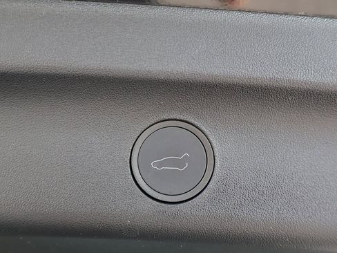 Used 2023 Tesla Model Y Long Range image 59