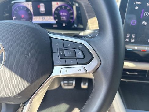 Used 2025 Volkswagen Atlas SEL Premium R-Line AWD/4WD image 15