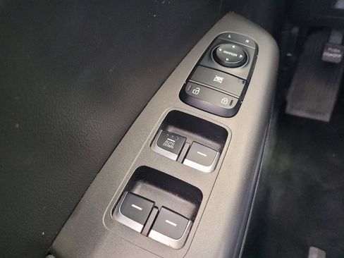 Used 2020 Kia Sportage LX AWD/4WD image 27