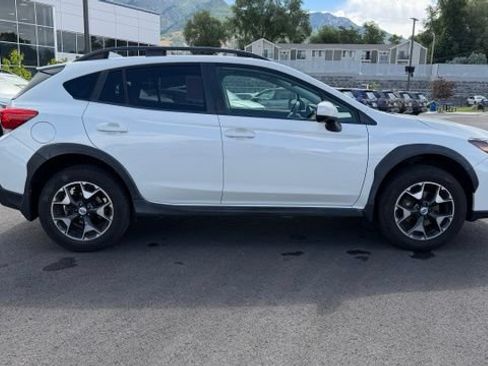 Used 2018 Subaru Crosstrek 2.0i Premium AWD/4WD image 2