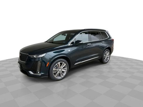 Certified 2025 Cadillac XT6 Premium Luxury image 4