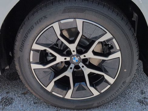 New 2026 BMW X3 xDrive30i w/ Premium Package AWD/4WD image 11