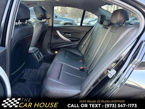 Used 2017 BMW 320i xDrive Sedan image 18