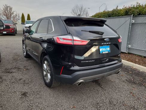 Used 2023 Ford Edge Titanium image 11