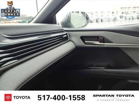 Used 2025 Toyota Camry SE image 23