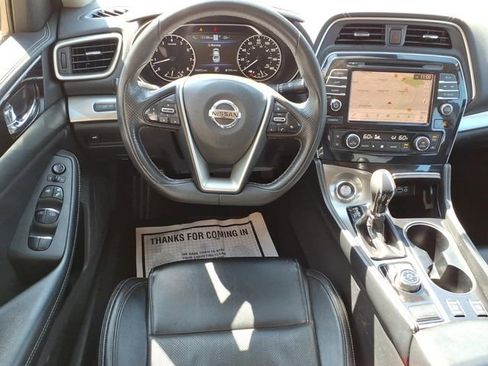 Used 2022 Nissan Maxima SV w/ Floor Mat Group FWD image 19