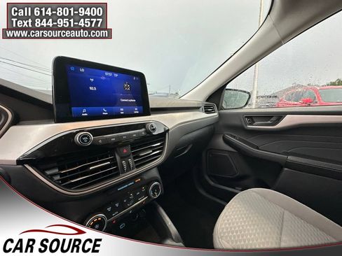 Used 2022 Ford Escape SE w/ Cold Weather Package AWD/4WD image 18