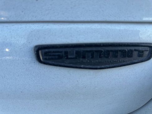 Used 2024 Jeep Grand Cherokee L Summit image 5