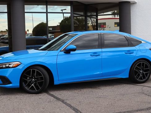 Used 2022 Honda Civic Sport Touring image 4