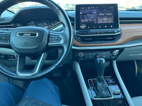 Certified 2022 Jeep Compass Limited image 20