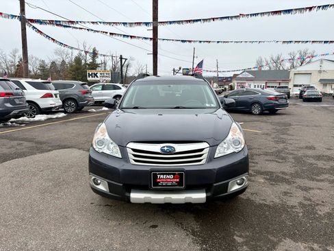 Used 2011 Subaru Outback 3.6R Limited image 8