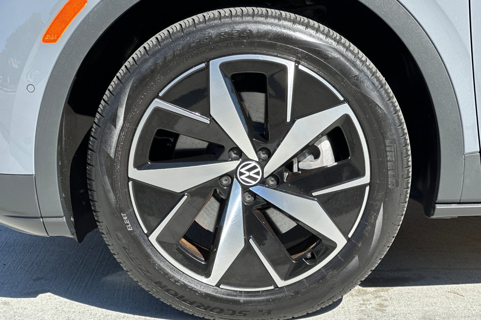 Used 2023 Volkswagen ID.4 Pro S AWD/4WD image 27