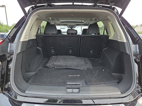 Used 2025 Nissan Rogue SL w/ SL Premium Package AWD/4WD image 29