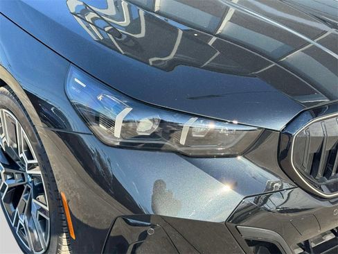 Certified 2025 BMW i5 xDrive40 w/ M Sport Package image 8