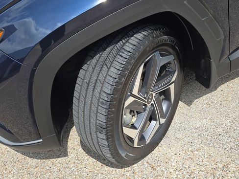 Certified 2023 Hyundai Tucson SEL AWD/4WD image 32