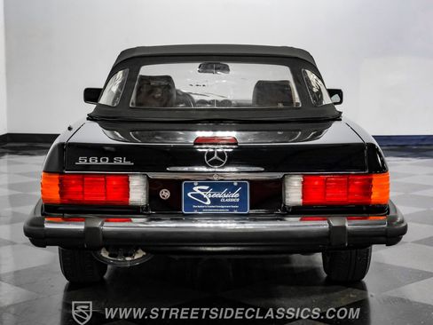 Used 1989 Mercedes-Benz 560 SL image 16