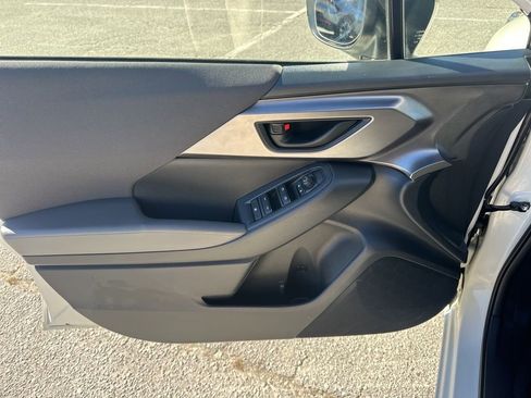 Used 2025 Subaru Impreza 2.0i image 21