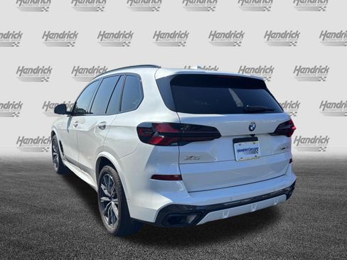 Used 2025 BMW X5 xDrive40i w/ M Sport Package AWD/4WD image 8