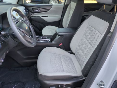 Certified 2022 Chevrolet Equinox LS w/ LS Convenience Package image 21