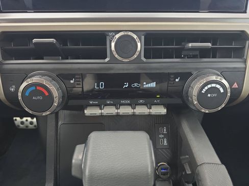 Used 2024 Toyota Tacoma TRD Sport w/ TRD Sport Upgrade Package AWD/4WD image 18