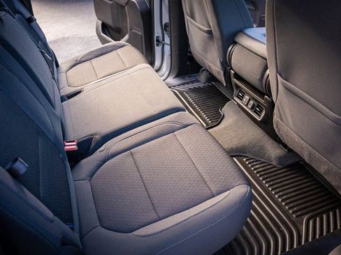 Used 2021 Chevrolet Silverado 1500 LT w/ Safety Package II image 32