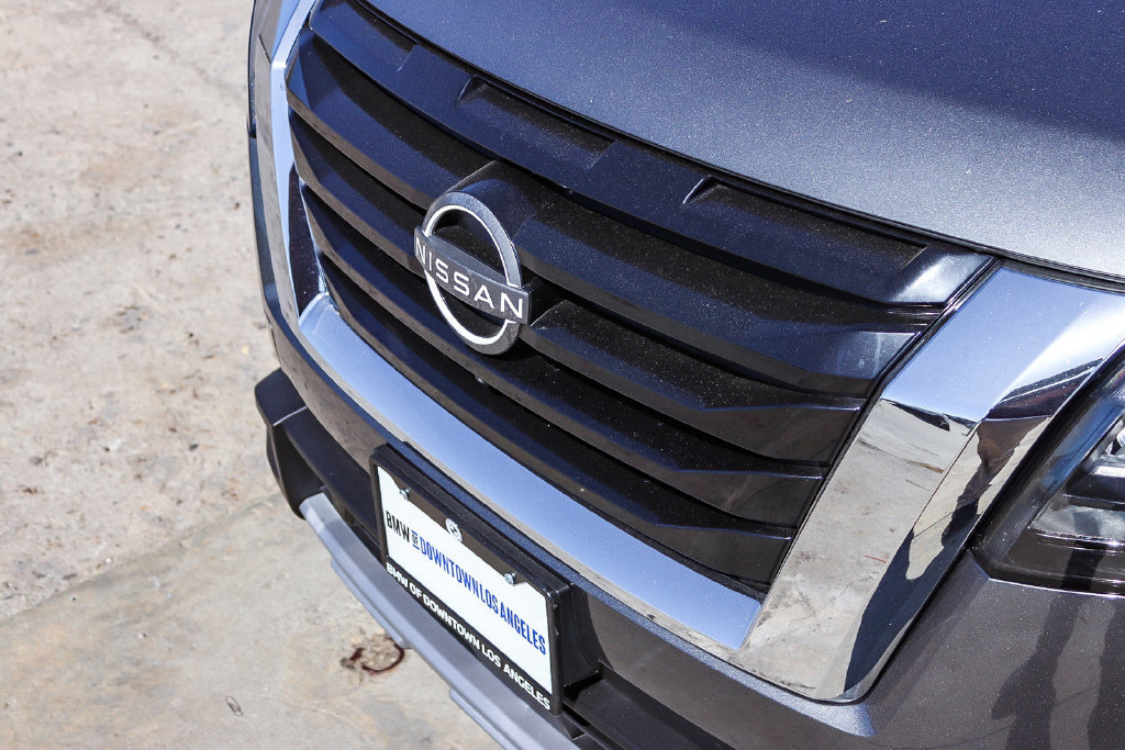 Used 2025 Nissan Pathfinder SL w/ SL Premium Package FWD image 10