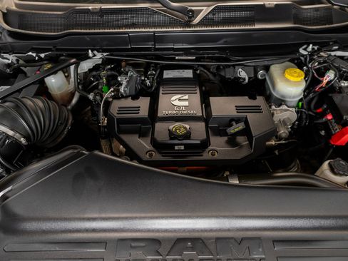 Used 2021 RAM 2500 Laramie w/ Safety Group B image 33