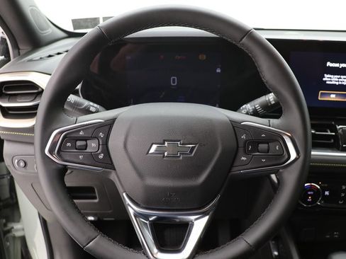 Used 2024 Chevrolet TrailBlazer ACTIV w/ Convenience Package image 17