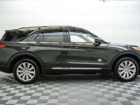Certified 2022 Ford Explorer King Ranch w/ Premium Technology Package AWD/4WD image 4