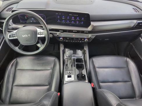 Used 2024 Kia Telluride S image 16