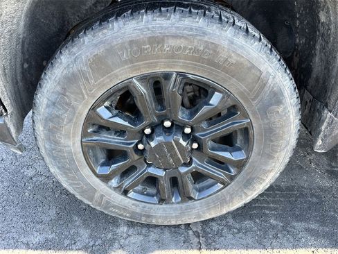 Used 2022 GMC Sierra 2500 Denali w/ Denali Black Diamond Edition image 34