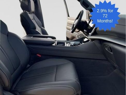 New 2026 Jeep Grand Wagoneer L 4WD w/ Premium Group I image 37