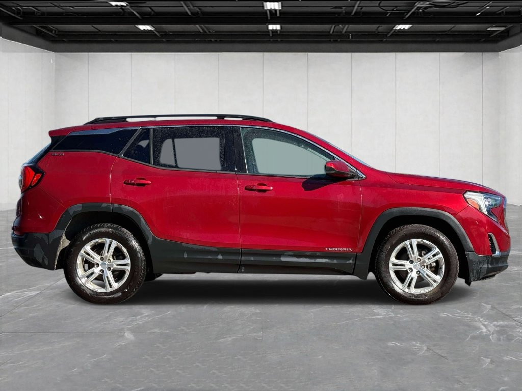 Used 2018 GMC Terrain SLE w/ Driver Convenience Package AWD/4WD image 4