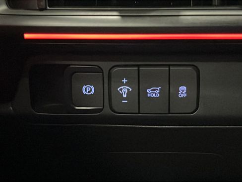 Used 2025 Hyundai Santa Fe Calligraphy AWD/4WD image 29