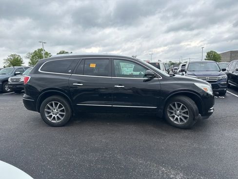 Used 2017 Buick Enclave Leather FWD image 12