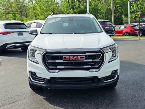Used 2022 GMC Terrain AT4 w/ Tech Package AWD/4WD image 4