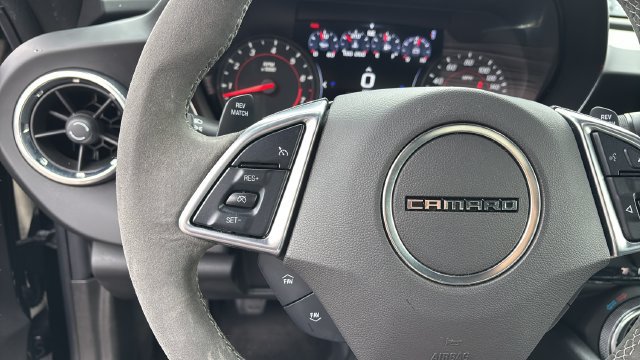 Used 2021 Chevrolet Camaro SS RWD image 19