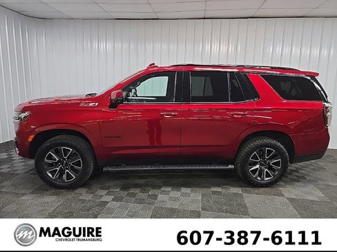 Used 2022 Chevrolet Tahoe Z71 w/ Luxury Package AWD/4WD image 5