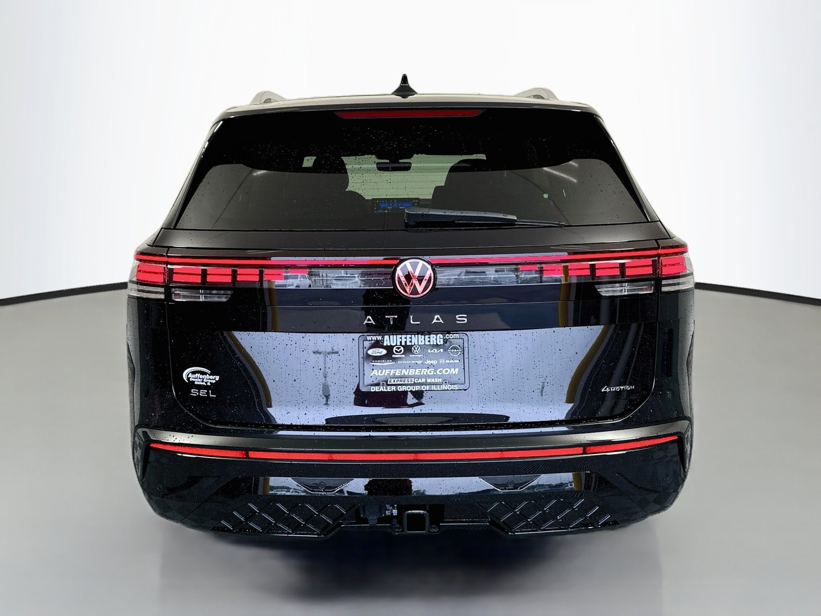 New 2027 Volkswagen Atlas SEL R-Line AWD/4WD image 6