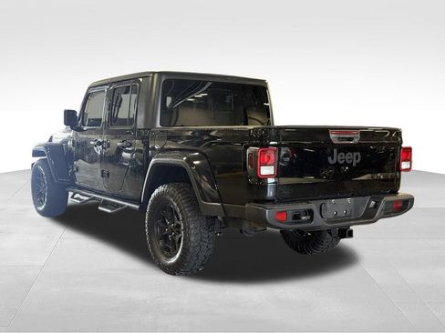 Used 2021 Jeep Gladiator Sport AWD/4WD image 3