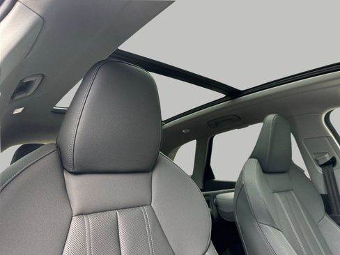 New 2026 Audi Q5 Premium Plus AWD/4WD image 16