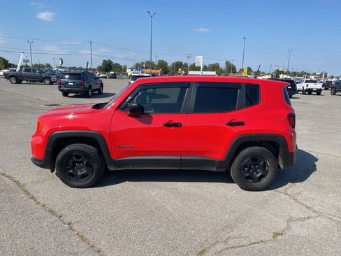 Used 2020 Jeep Renegade Sport image 3
