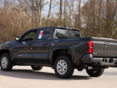 New 2026 Toyota Tacoma SR5 image 4