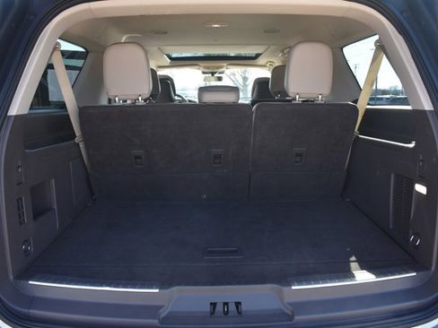 Used 2023 Lincoln Navigator L Reserve image 18