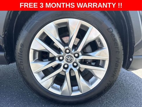 Used 2019 Toyota RAV4 XLE Premium w/ All Weather Liner Package AWD/4WD image 10
