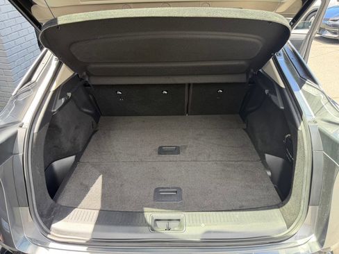 Used 2023 Nissan Ariya FWD image 50